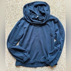 Anthropologie Daily cowl neck Sweatshirt In Navy size xs